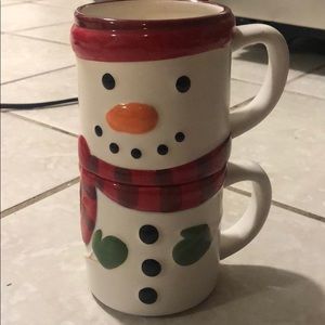 Stackable snowman mugs